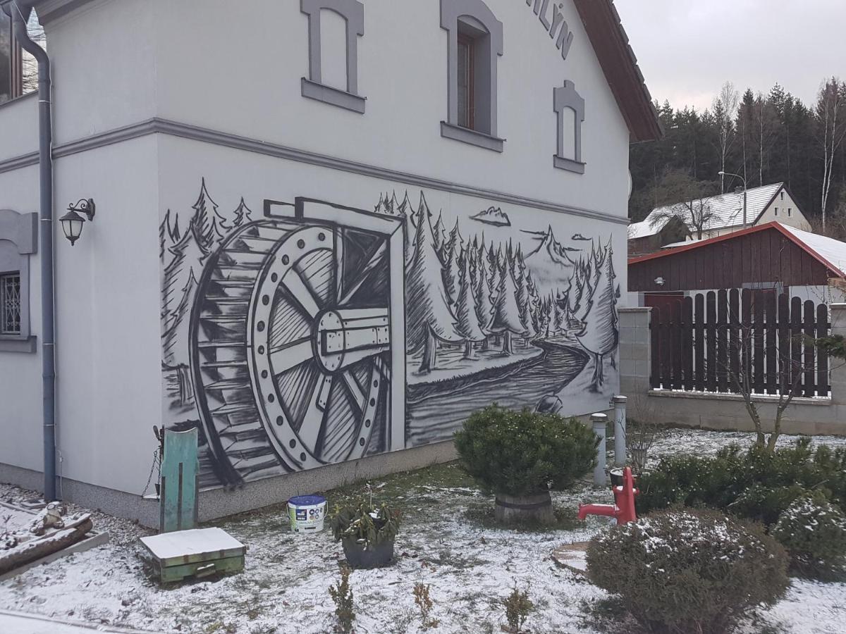 Hotel Stary Mlyn Mlynec Exterior photo
